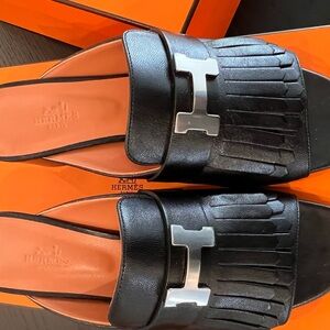 Hermès Black Leather Alma Heels